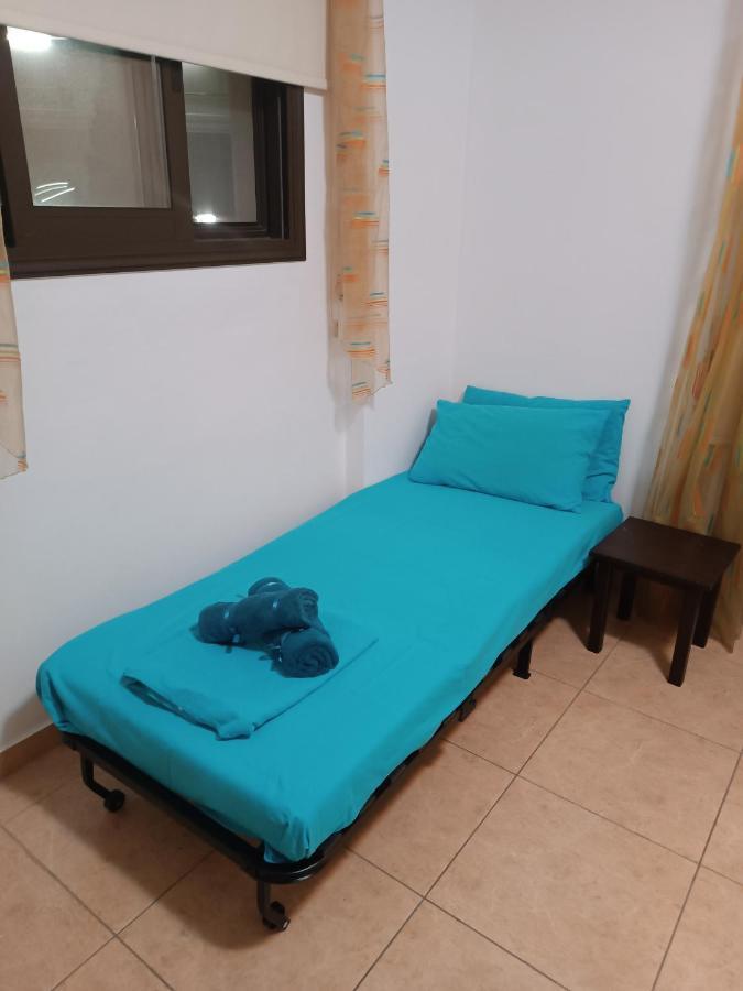 Pool Side 2 Bedroom Queens Gardens Complex Paphos Esterno foto